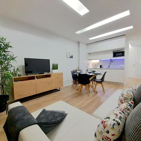 Casa Lys No Centro Do Porto Apartment Luaran gambar